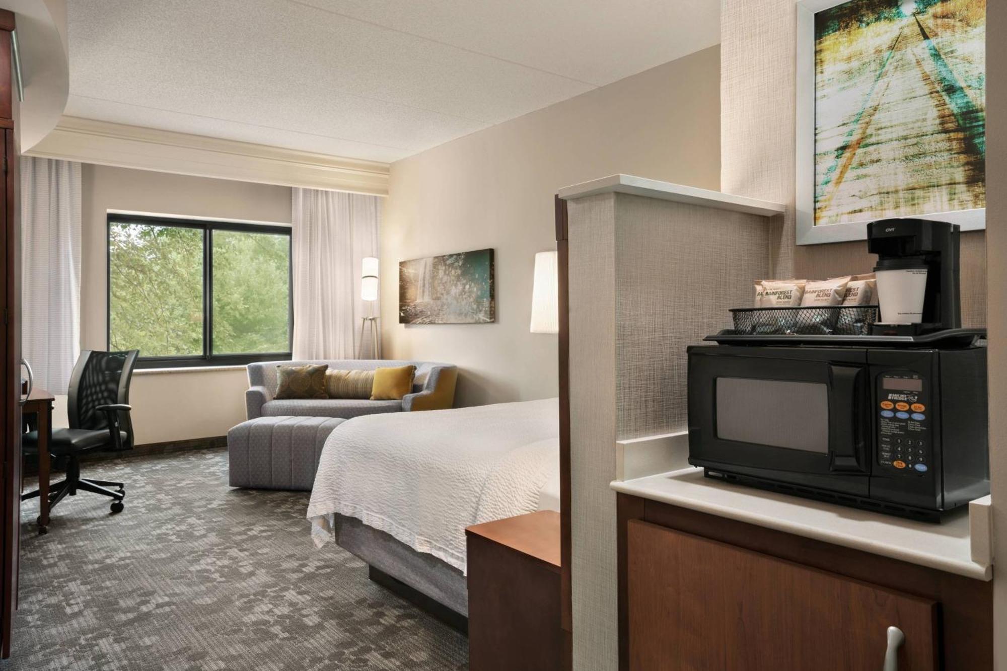 Courtyard By Marriott Middletown Goshen Hotel Exterior photo
