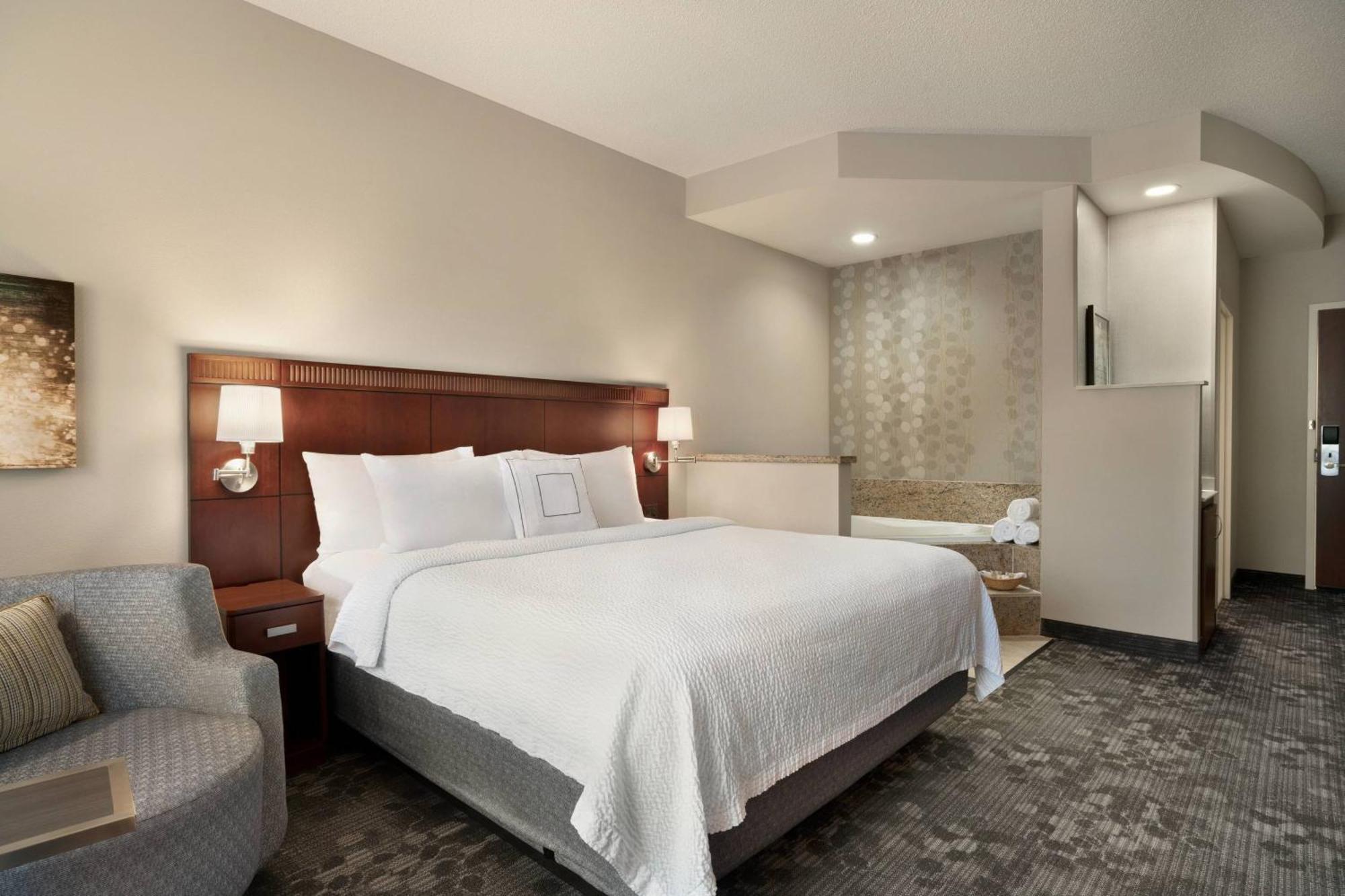 Courtyard By Marriott Middletown Goshen Hotel Exterior photo